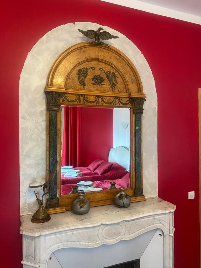 Chateau De Crenille Chaumes-en-Brie 外观 照片
